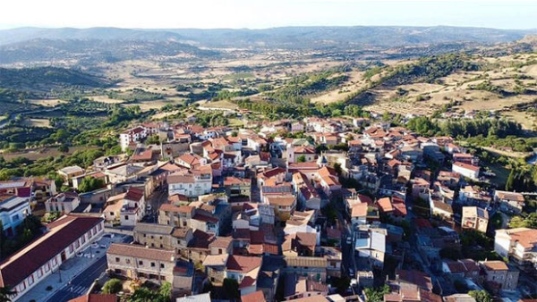 İtaliyada bələdiyyə sədri koronavirusa yoluxmağı qadağan etdi